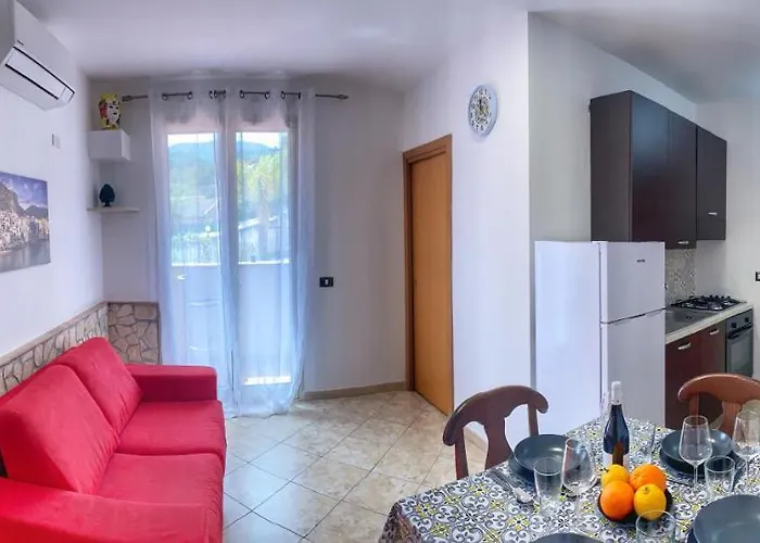 Apartment Little House Cefalu